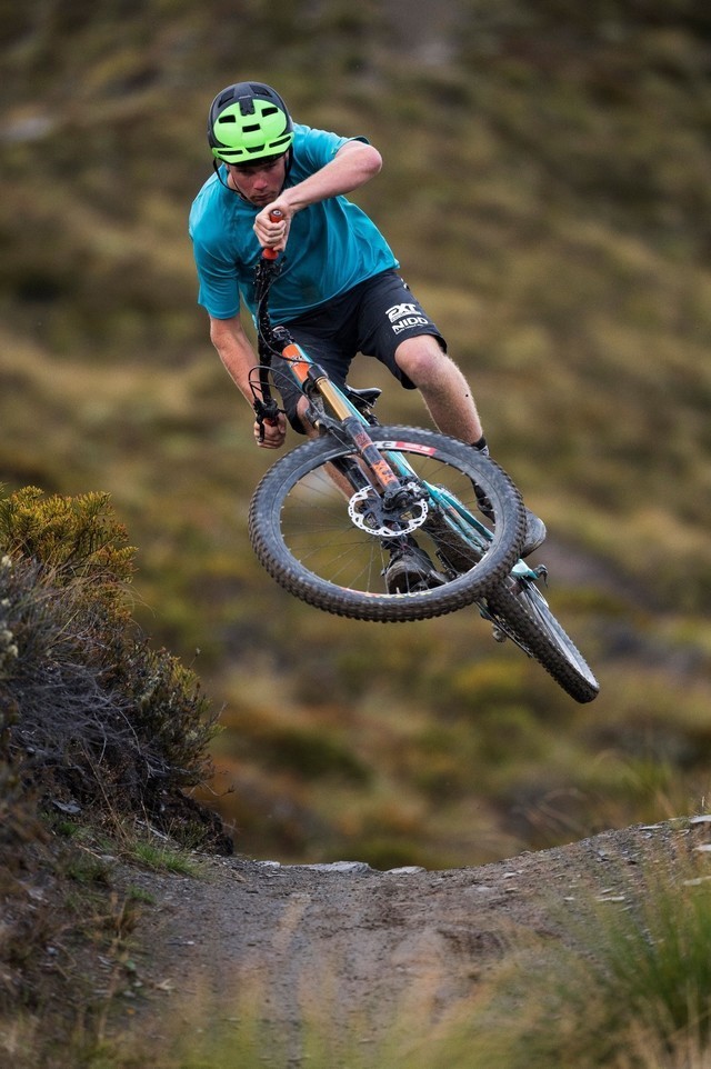 运动拍摄如何设置对焦点