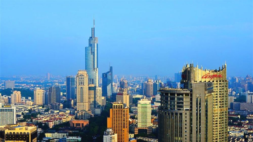 青岛跟苏州2020GDP_不唯GDP!青岛贵阳进前十,西安超苏州,天津无缘前20
