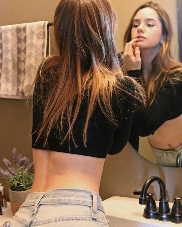 15岁网球少女爆红1米72拥逆天大长腿网友这是天使下凡了吧