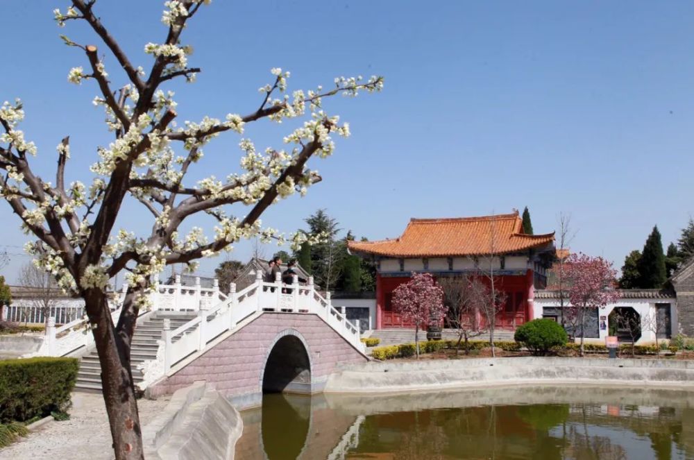 毛开飞还是叶县旧县文物管理所所长,近年来致力于叶公文化研究,他说