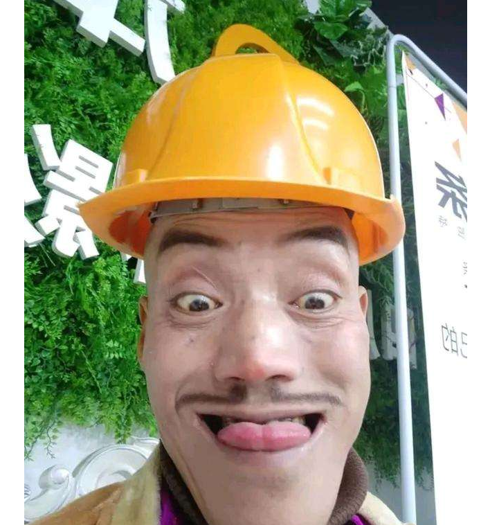 真人版光头强现状如何卖掉奥迪改骑摩托老婆变成朋友