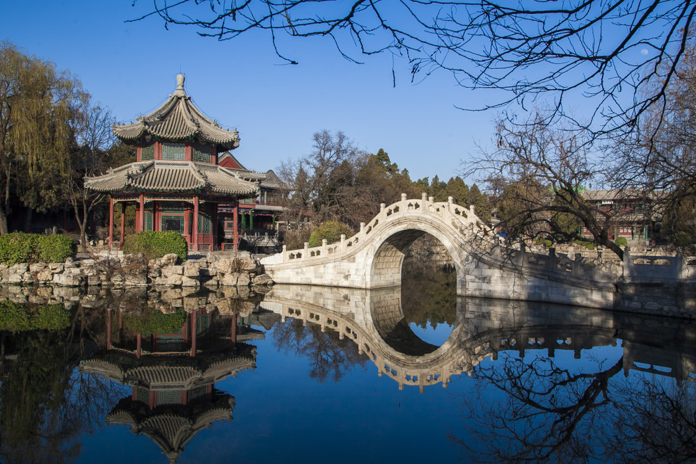 保定有座庭院为中国十大园林之一,堪称小西湖,乾隆多次写诗赞美