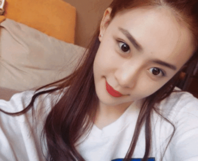 曾经那么火的薇薇女主播为何在被打赏9000万后很少露脸了