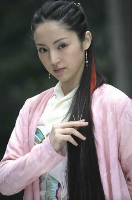 董璇当年有多美?北电校花出道即女主,导演拍完戏特地喊停夸她美