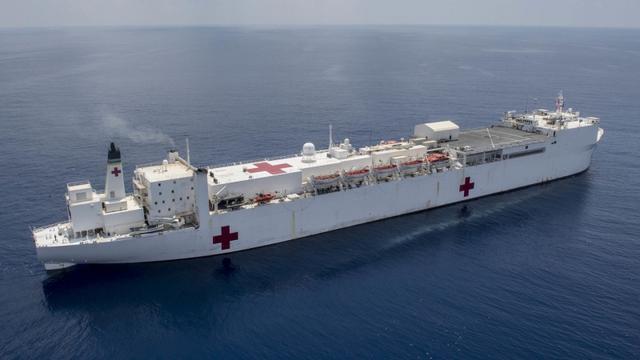 美军出动35艘医疗船,造180个防疫医院,造这谣的人恐怕别有用心