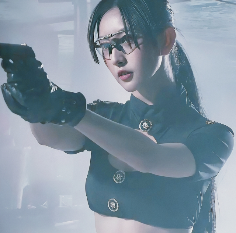 唐一菲原名叫做唐璐,也算是一位知名的女演员,毕业于中央戏剧学院的她