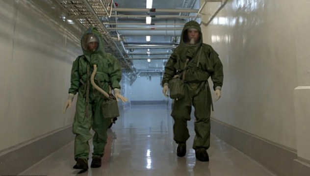 驰援意大利,俄派出"全副武装"军事病毒学专家,仿佛红警场面