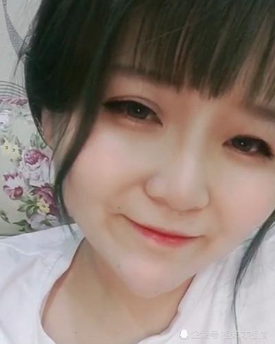 郭老师年轻时有多美?面对她18岁的照片,男粉丝:不愧是我女神