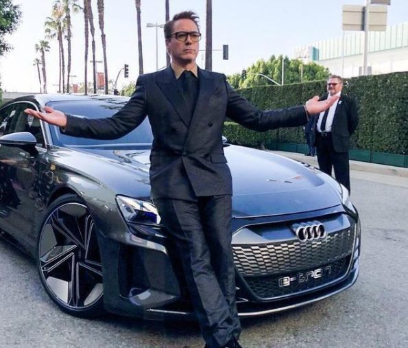 不仅是托尼斯塔克十分喜欢奥迪e-trongt这款车,现实中小罗伯特.