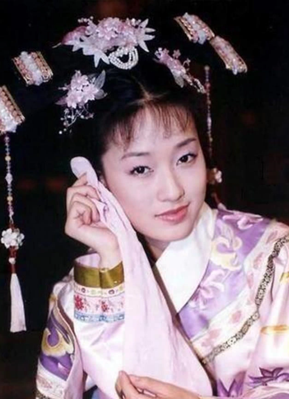 《还珠格格》又要翻拍?看到第四代紫薇扮演者,网友:断网也要追!