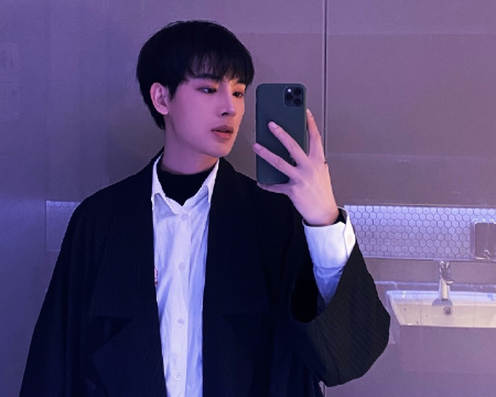 本以为曹司令天生这么帅直到看到他早年旧照才知自己被骗多年