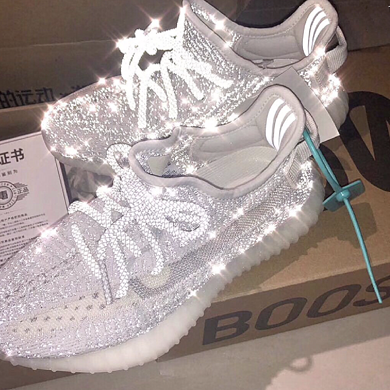 耐克今年有多潮连出三双满天星妈妈快看我的脚上有星星