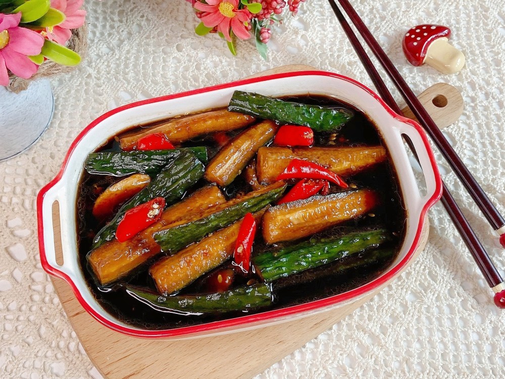 80岁老奶奶教腌青瓜 按着方子做一次成功 酸辣开胃 爽脆下饭 腾讯新闻