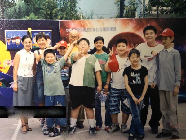 《快乐星球》最可惜的一位童星,7年前因病离世,生命定格在15岁