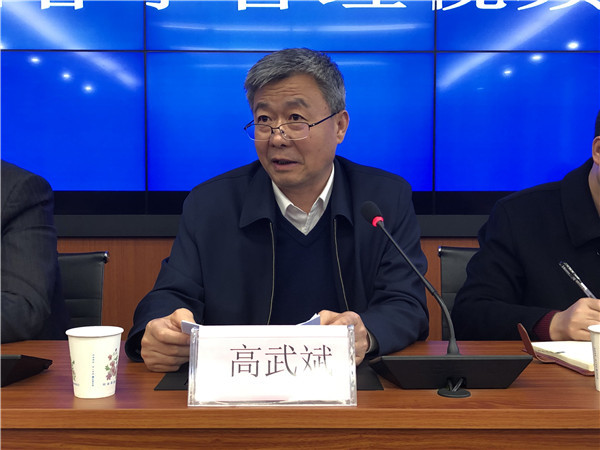 高武斌强调,当前正值果园春季管理的重要节点,也是新冠病毒防控的关键