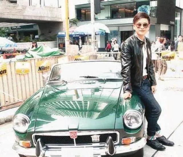 黄宗泽的跑车,养了13年价格上涨16.9万,但保养花了40万