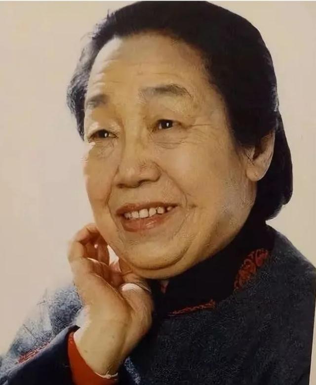 3月25日,有媒体报道,曾在电影《苦菜花》中扮演冯