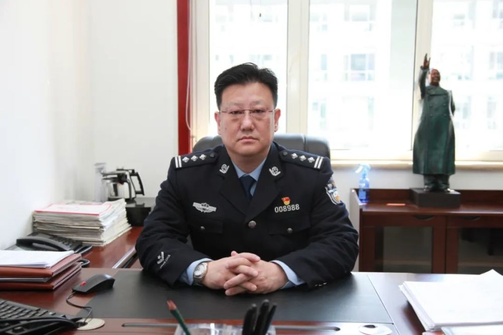 姜俊军:坚持严打方针不动摇,持续深入推进扫黑除恶专项斗争