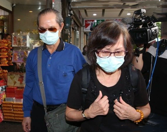刘真父母到灵堂送别女儿首度回应爱女离世会代为照顾4岁的外孙女