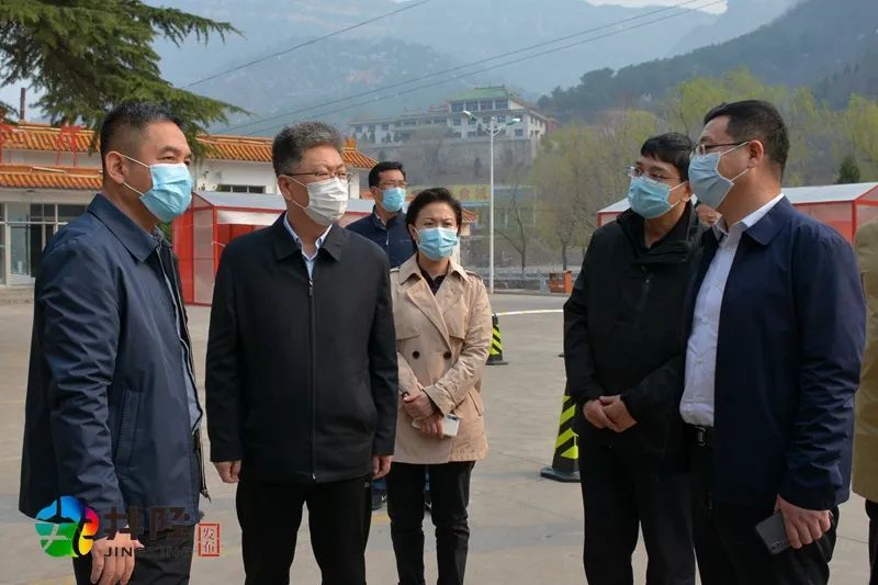 县委书记县长等县领导昨天一块儿到景区景点调研释放啥信号
