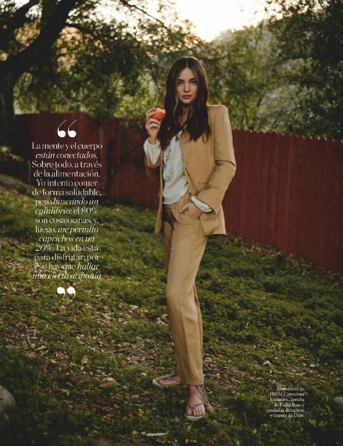 米兰达·可儿新登杂志 温柔美丽少女依旧