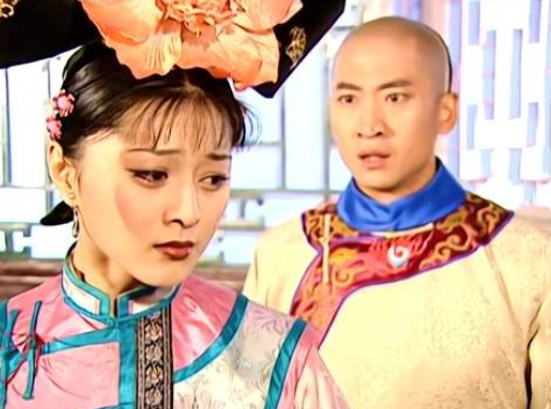 对于金锁这个角色,其实很多还珠格格的粉丝,并不是很喜欢,因为金锁有