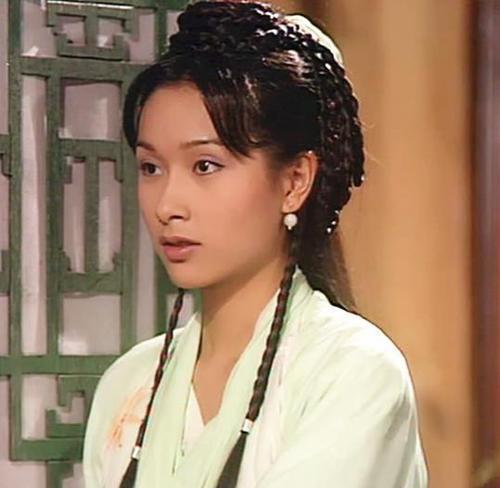 女神杨恭如罕露面!46岁保养得当似少女,曾豪门梦破今单身很快乐