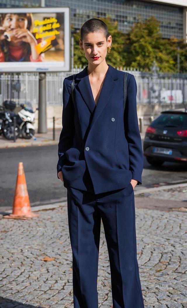 今年西装流行"穿大不穿小",关键你得学会这样搭!气质又高级