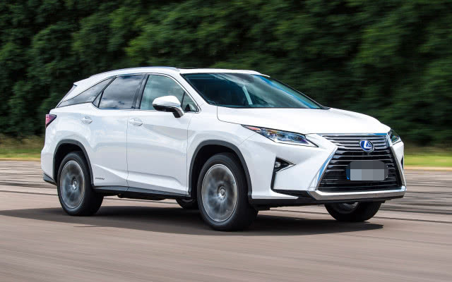 丰田威兰达是广汽丰田第一款中型suv,也是广汽丰田第一款混合动力suv