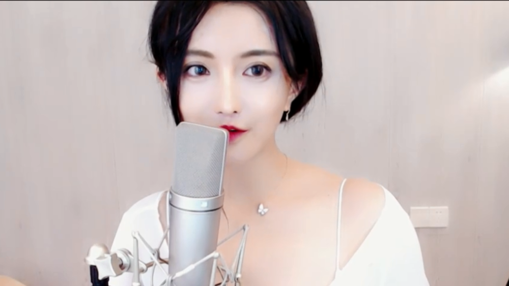 古阿扎查房张大仙学技术观众弹幕上打出11个字古阿扎惨痛退出房间