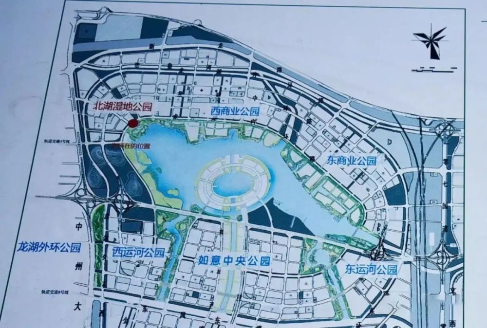 北龙湖一共有8大公园,分别是龙湖湿地公园,湖北岸西商业公园,北岸东