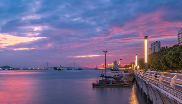 汕头加快海滨路步道景观提升龙光世纪海岸再添滨海生活再添色彩
