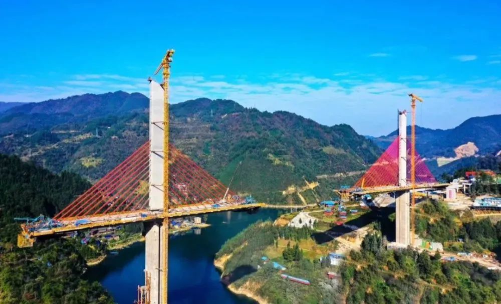 贵州剑榕高速,作为备受关注的重点项目,建设进展情况一直牵动着剑河人