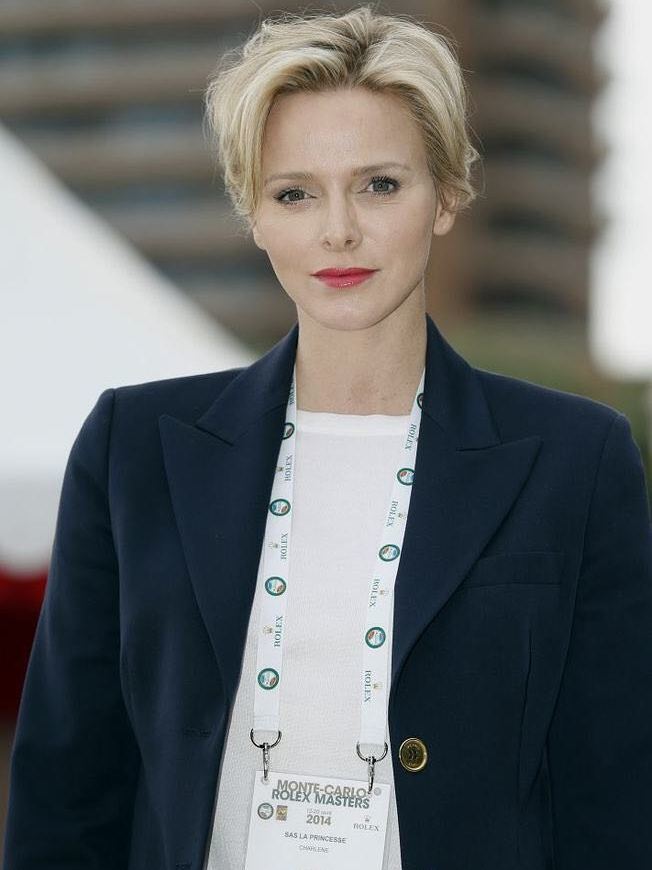 从美人鱼到摩纳哥王妃42岁夏琳不愧是短发女神气质太惊艳