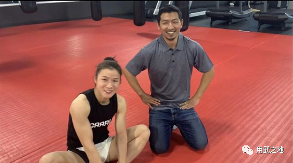 张伟丽最新消息要回家了已预订4月中旬的回国机票