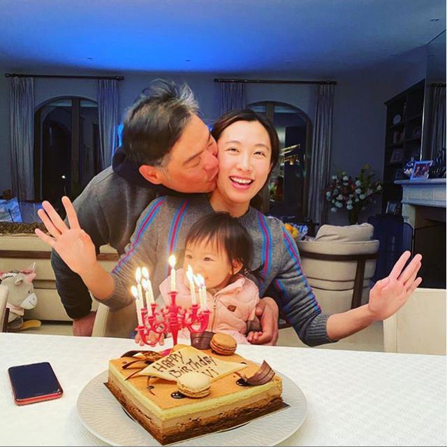 港姐李美慧晒庆生照曝光豪宅像宫殿嫁大25岁富豪老公被宠上天