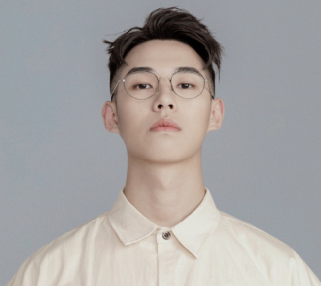 出生于1997年的新生代说唱歌手lambert.