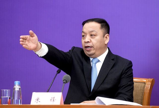 国家卫健委:尚在医学观察的密切接触者已连续7日上升