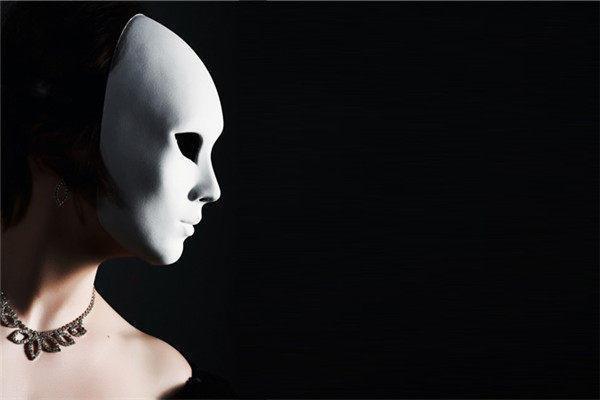 这4个星座看着好相处实际爱封闭内心绝情起来自己都伤害