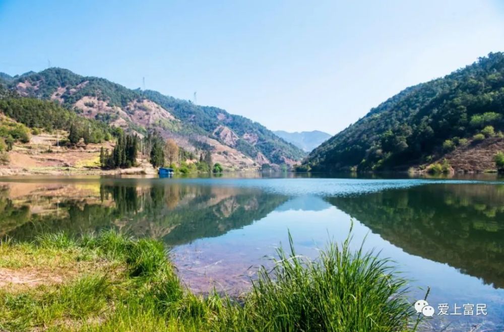 散旦镇:全力打造"小而精,小而美"的"健康 生活营地,最美高原水乡"