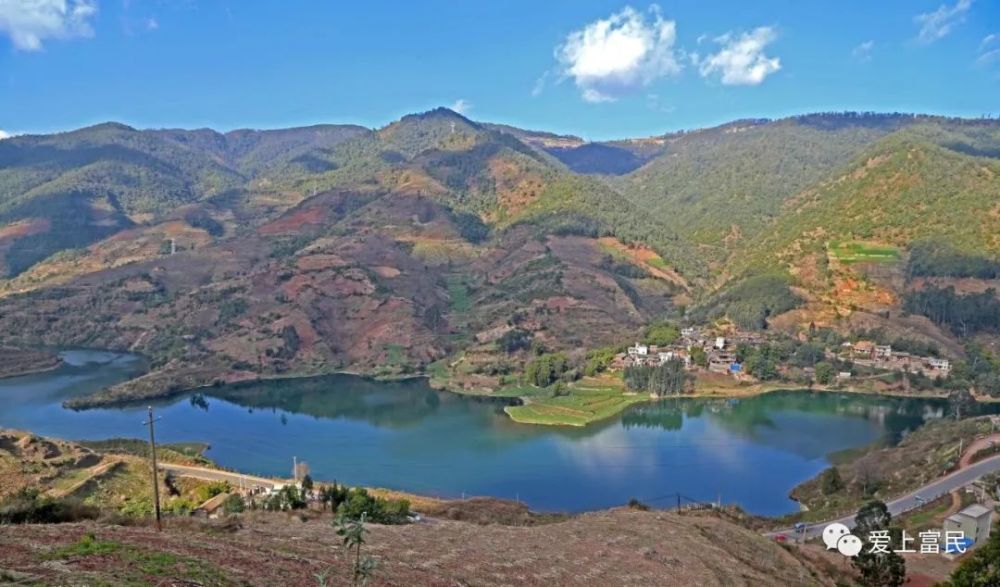 散旦镇:全力打造"小而精,小而美"的"健康 生活营地,最美高原水乡"