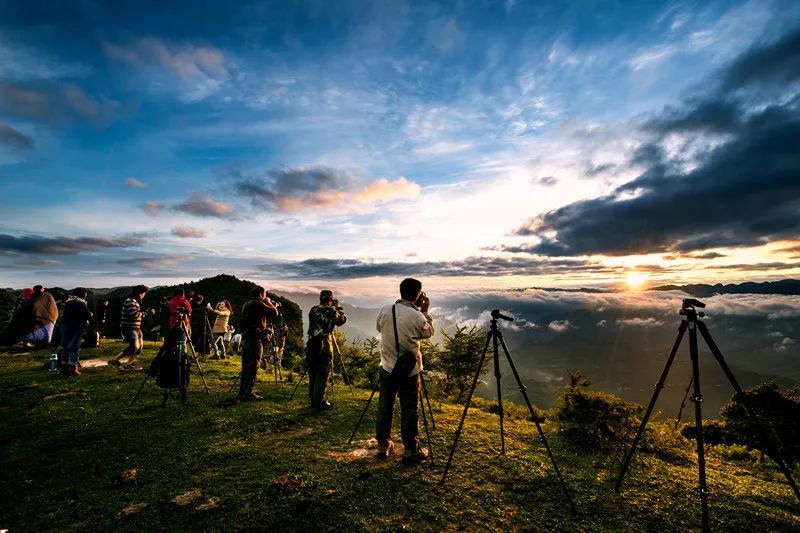 热到恍恍惚惚?朝天小城均有避暑好去处