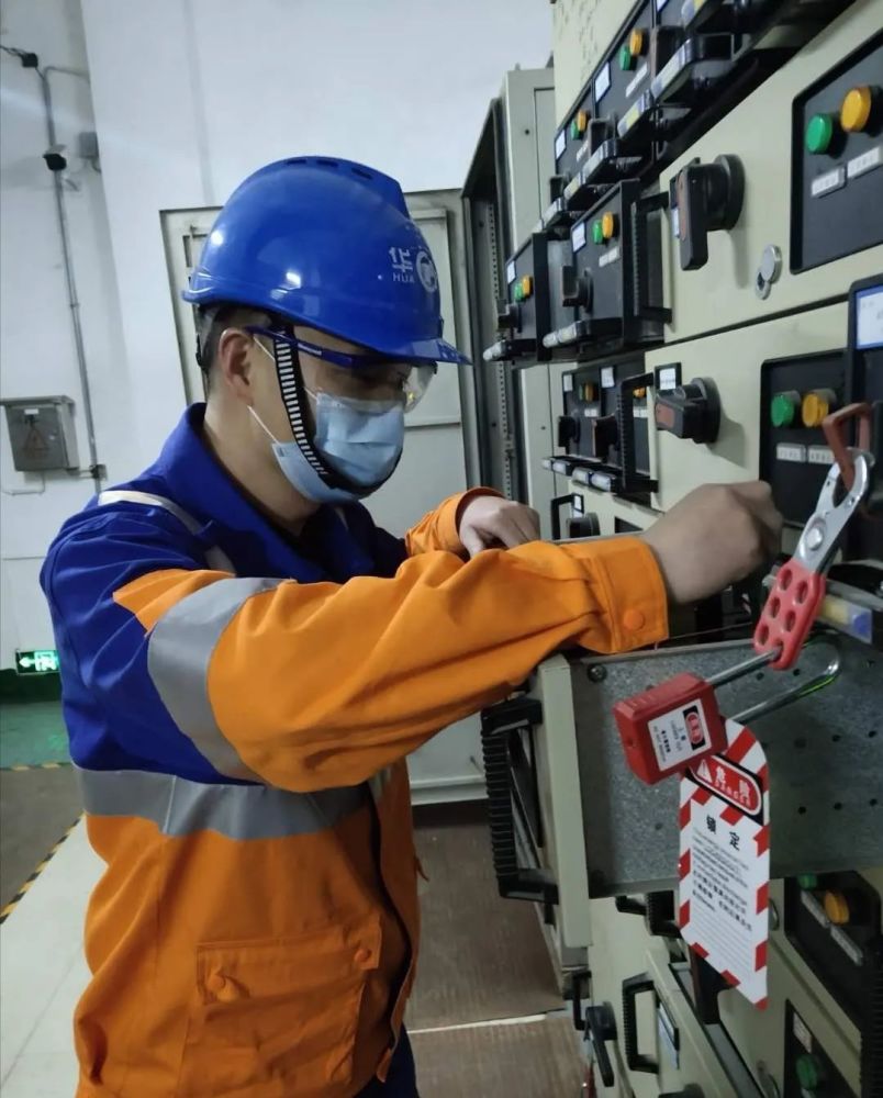 陈艳,蔡松林:为了复工复产,平凡华新人干好"平凡事