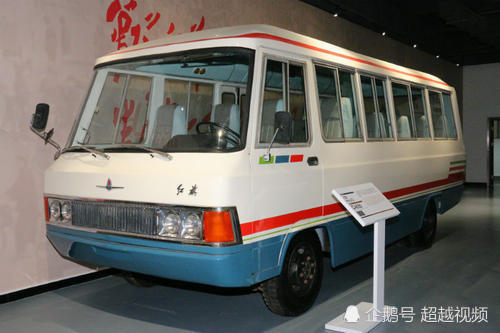 1979年的红旗ca630型高级旅游车