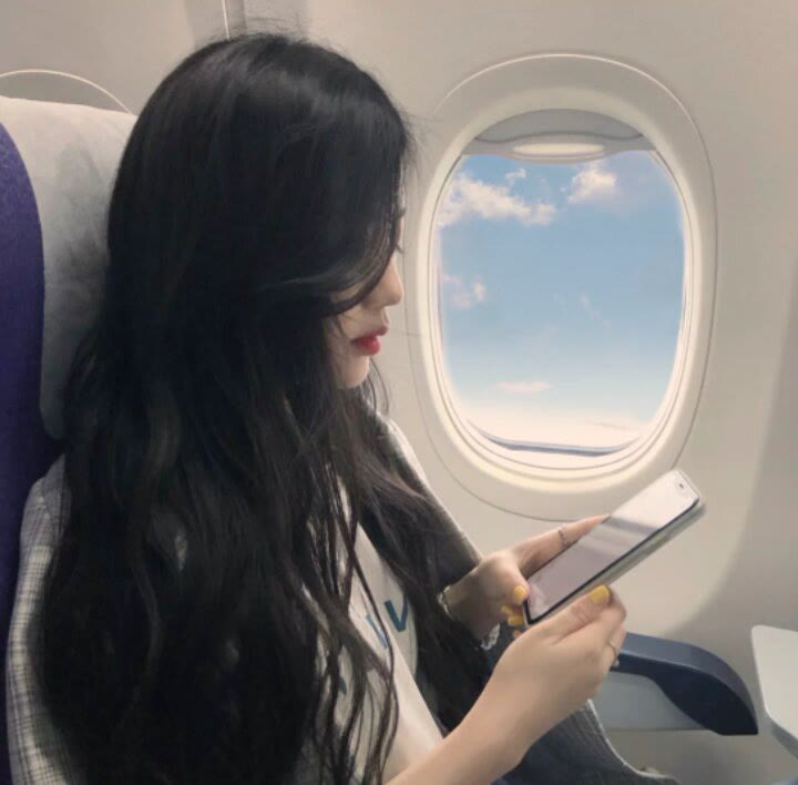 不露脸女生头像熟悉的盛夏不禁让我想起熟悉且温柔的你