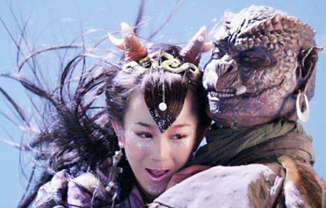 怪不得万圣公主喜欢九头虫,你看他哪里比较突出?