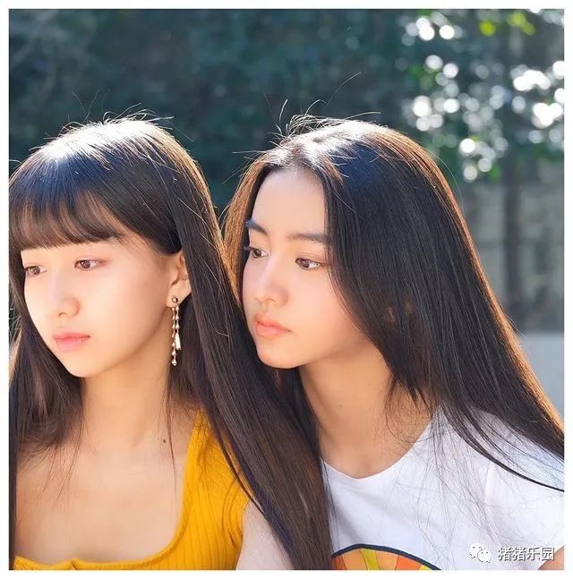 美哭 木村心美ins上发和妹妹的合影 晒木村拓哉送的t恤 腾讯新闻