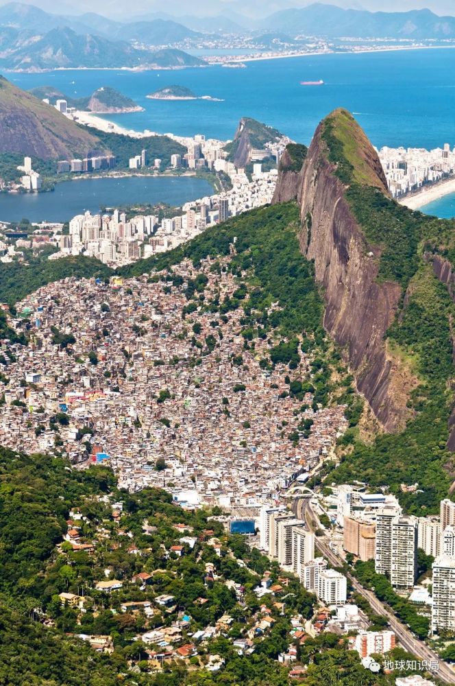 巴西_时政|墙里穷人，墙外富人