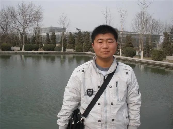 围场王东岭《姥姥手中的美味泥鳅》