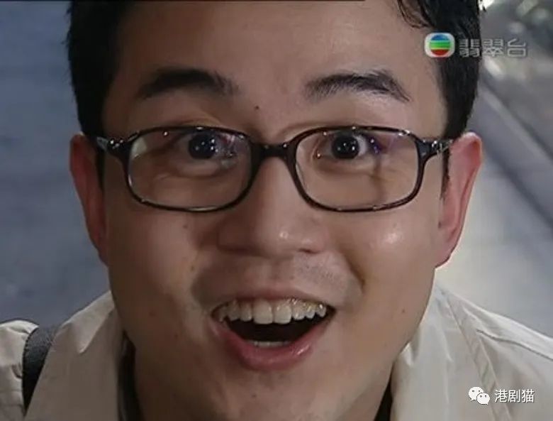 蔡康年在《陀枪师姐iv》中演陈志聪.